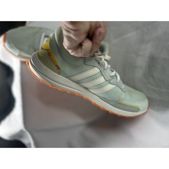 Adidas Retrorun X Women's Shoes Sneakers size 9  Casual Retro Style Running Gym - Picture 6 of 8